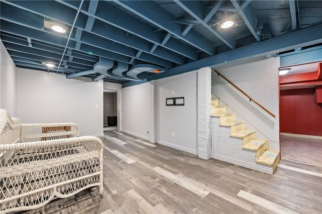 4706 E Willock, Whitehall, PA 15227