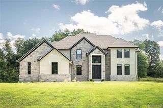 5344 Birch Drive, Springfield, MI 48350