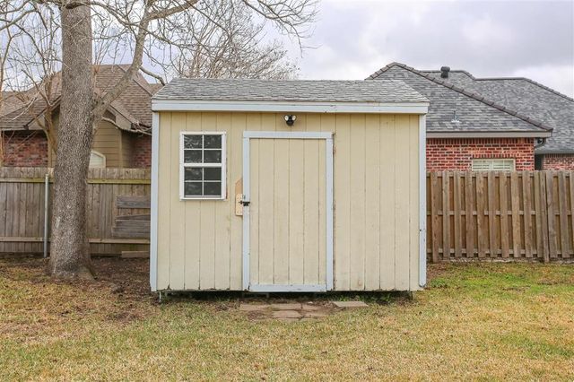 1015 Paris Street, Lake Charles, LA 70605