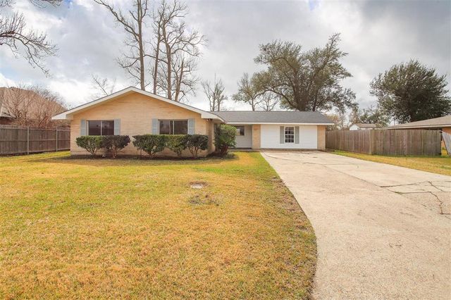 1015 Paris Street, Lake Charles, LA 70605