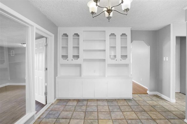 1015 Paris Street, Lake Charles, LA 70605