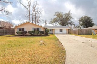 1015 Paris Street, Lake Charles, LA 70605