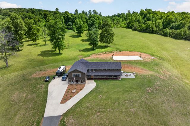 106 Pleasant Shade Lane, Monterey, TN 38574