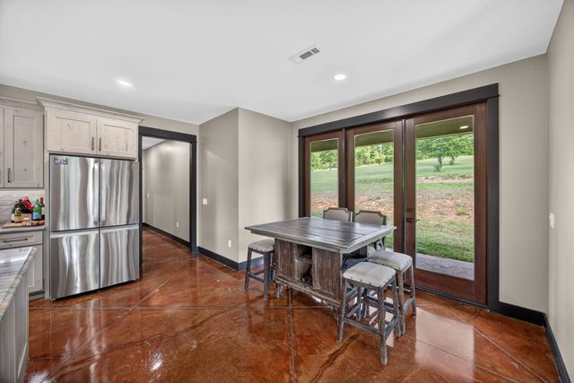106 Pleasant Shade Lane, Monterey, TN 38574
