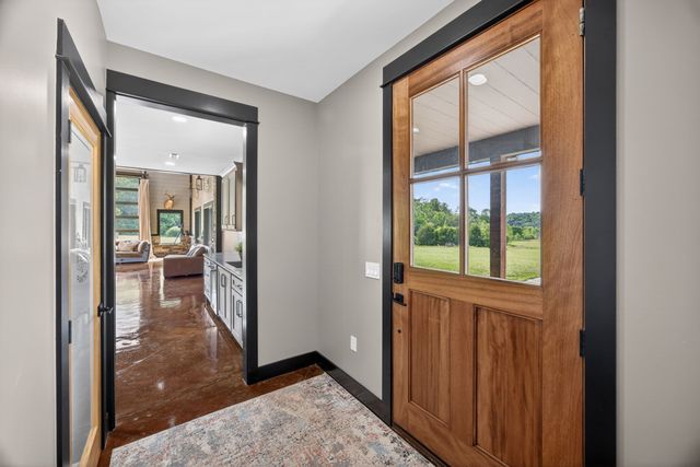 106 Pleasant Shade Lane, Monterey, TN 38574