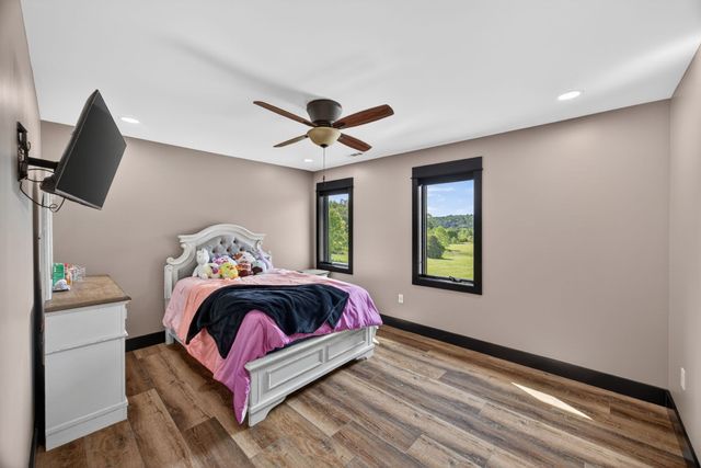 106 Pleasant Shade Lane, Monterey, TN 38574