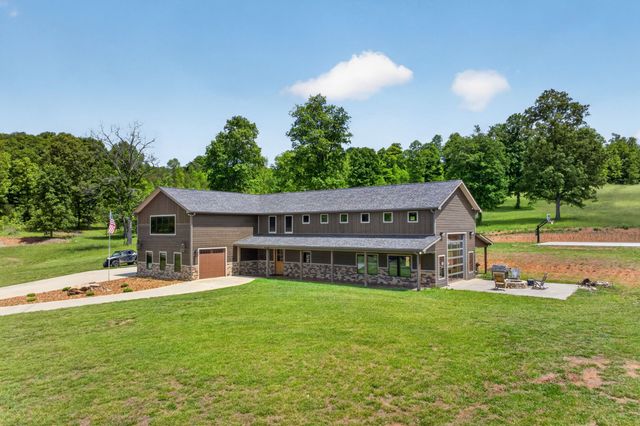 106 Pleasant Shade Lane, Monterey, TN 38574