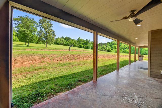 106 Pleasant Shade Lane, Monterey, TN 38574