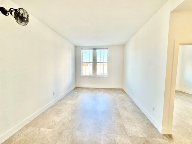 2102 Mechanic Street 204, Galveston, TX 77550