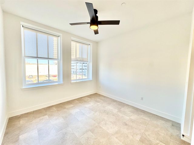 2102 Mechanic Street 204, Galveston, TX 77550