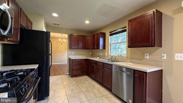 16932 GENTLE WOOD LN, Dumfries, VA 22026