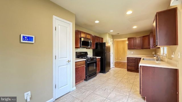 16932 GENTLE WOOD LN, Dumfries, VA 22026