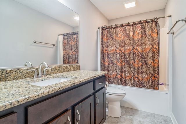 2658 SW 20th Circle, Ankeny, IA 50023