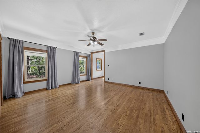 17840 HELOTES SPRINGS RD, Helotes, TX 78023