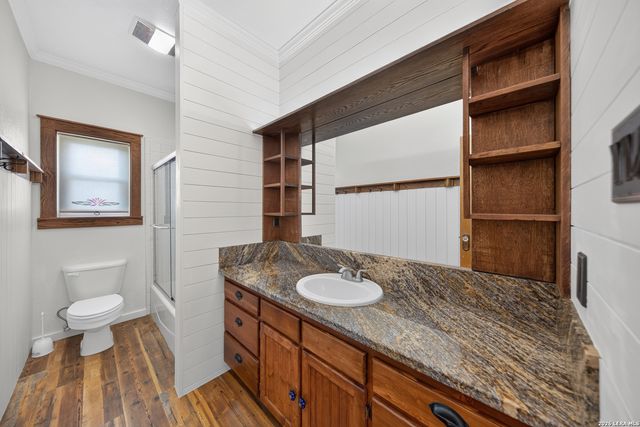 17840 HELOTES SPRINGS RD, Helotes, TX 78023