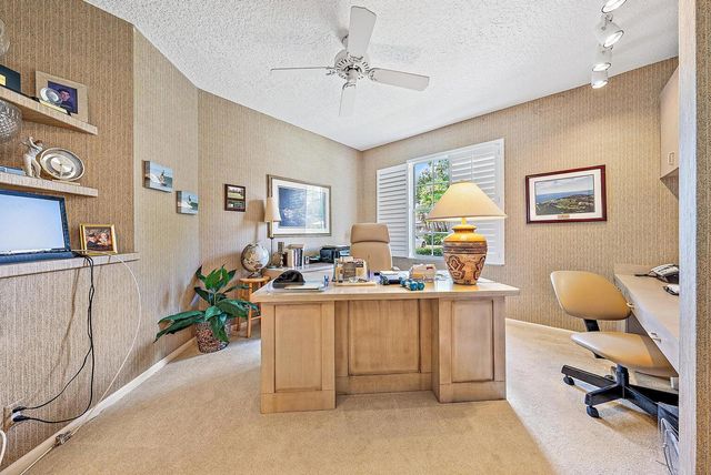 240 Eagleton Estate Boulevard, Palm Beach Gardens, FL 33418
