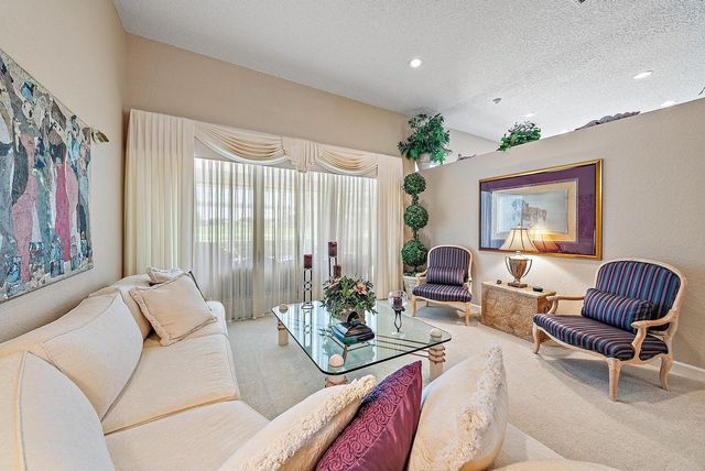 240 Eagleton Estate Boulevard, Palm Beach Gardens, FL 33418