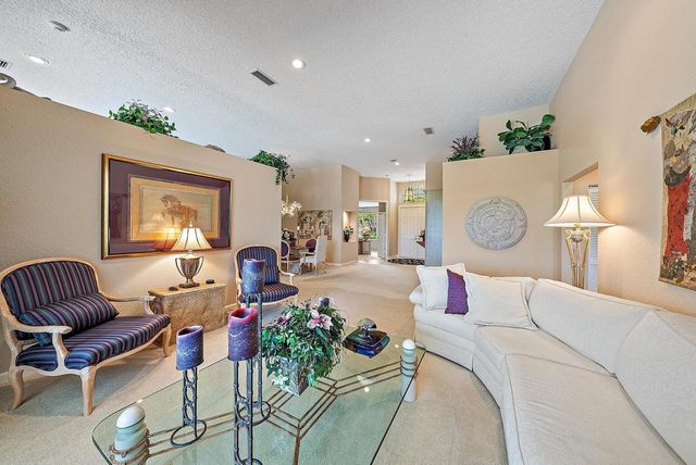 240 Eagleton Estate Boulevard, Palm Beach Gardens, FL 33418