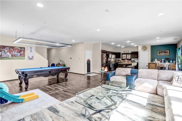 16765 Buttonwood, Fontana, CA 92336