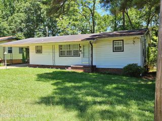 5146 Andover Drive, Jackson, MS 39209