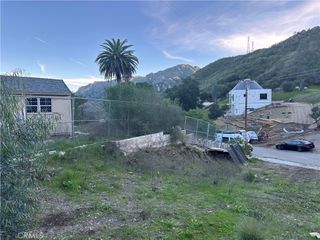 28923 Crags, Agoura Hills, CA 91301