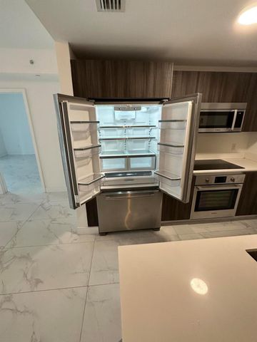 488 NE 18th Street 211, Miami, FL 33132