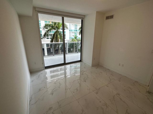 488 NE 18th Street 211, Miami, FL 33132
