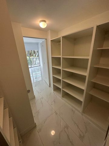 488 NE 18th Street 211, Miami, FL 33132