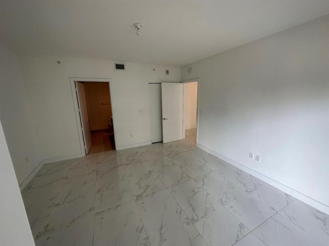 488 NE 18th Street 211, Miami, FL 33132