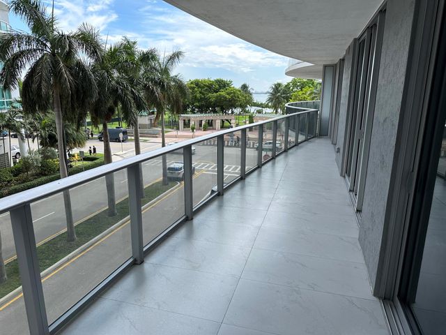 488 NE 18th Street 211, Miami, FL 33132