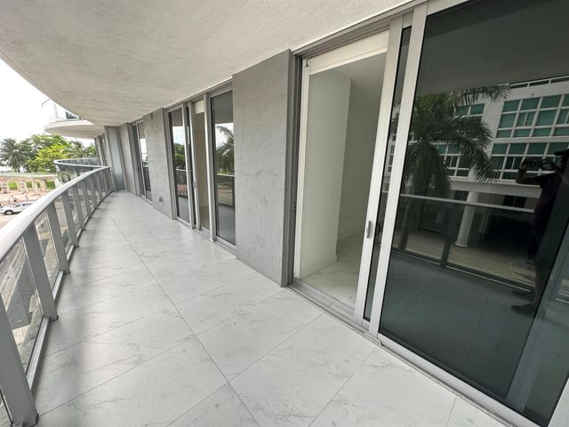 488 NE 18th Street 211, Miami, FL 33132