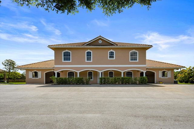 3287 Grande Road, Loxahatchee, FL 33470