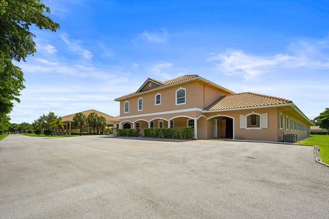 3287 Grande Road, Loxahatchee, FL 33470