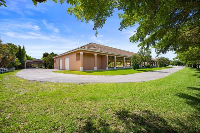 3287 Grande Road, Loxahatchee, FL 33470