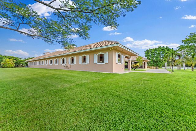 3287 Grande Road, Loxahatchee, FL 33470