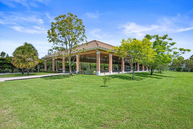 3287 Grande Road, Loxahatchee, FL 33470