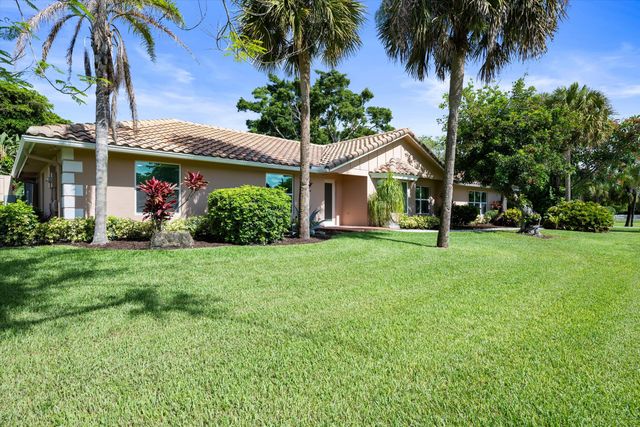 3287 Grande Road, Loxahatchee, FL 33470