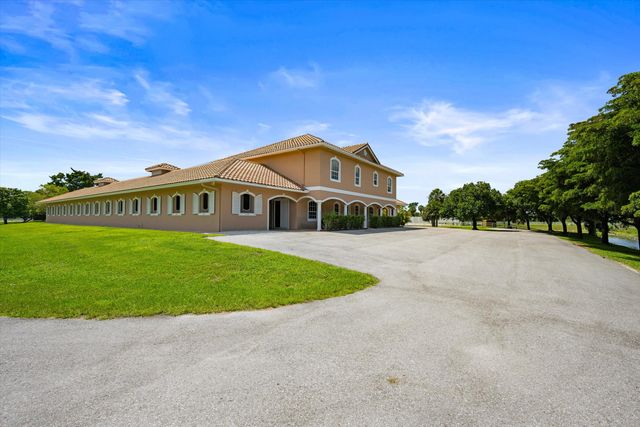 3287 Grande Road, Loxahatchee, FL 33470