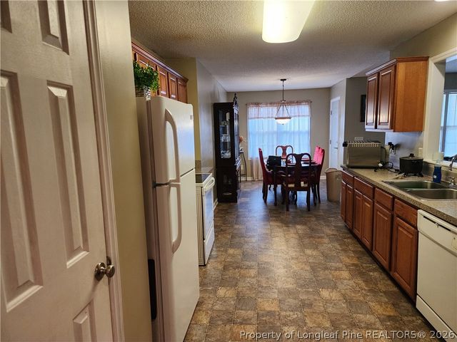141 Fox Run, Cameron, NC 28326