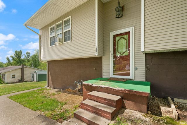 1081 E Smith Circle, Paoli, IN 47454
