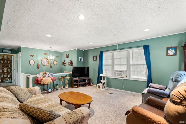 1081 E Smith Circle, Paoli, IN 47454