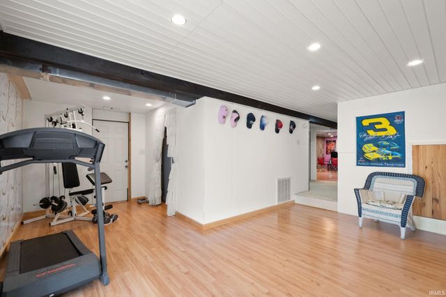 1081 E Smith Circle, Paoli, IN 47454