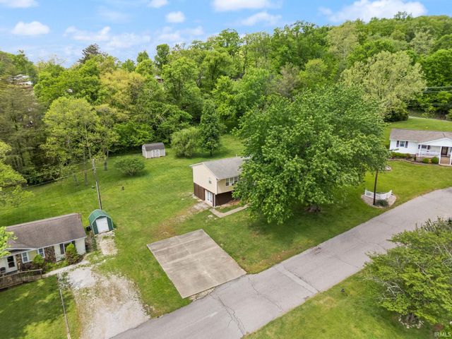 1081 E Smith Circle, Paoli, IN 47454