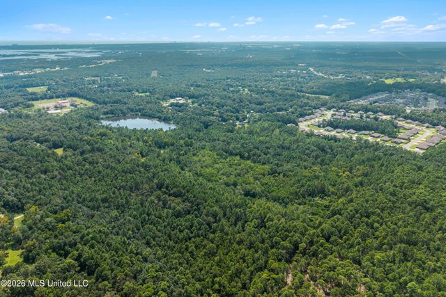 Woolmarket Road, Biloxi, MS 39532