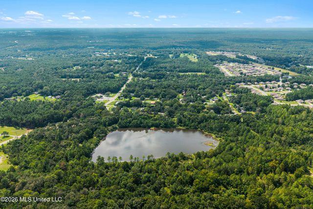 Woolmarket Road, Biloxi, MS 39532