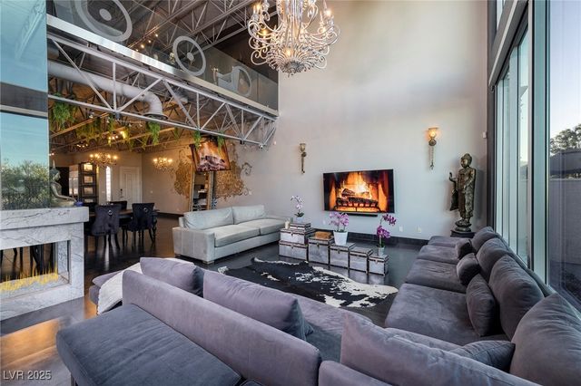 5014 Thunder River Circle, Las Vegas, NV 89148
