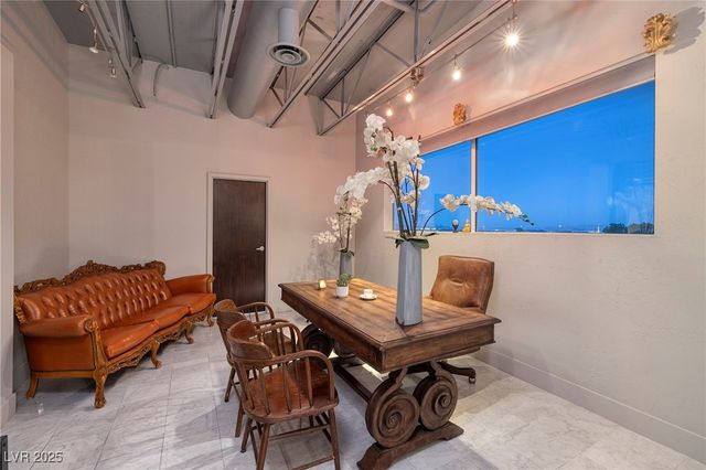 5014 Thunder River Circle, Las Vegas, NV 89148