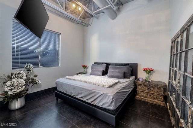 5014 Thunder River Circle, Las Vegas, NV 89148