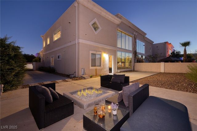 5014 Thunder River Circle, Las Vegas, NV 89148