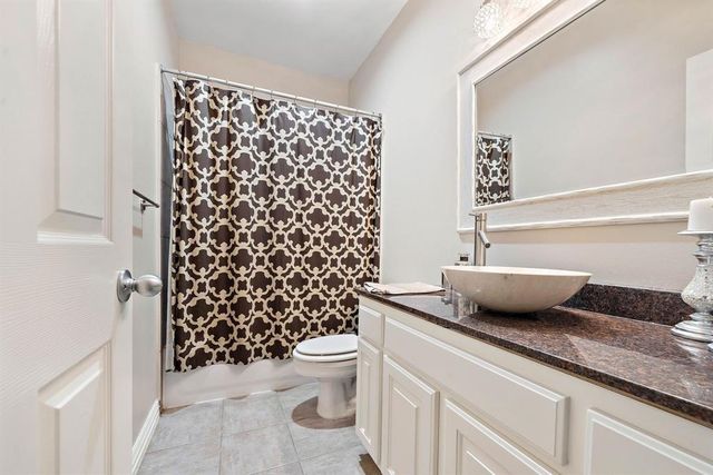 79 Flamingo Landing Drive, Missouri City, TX 77459